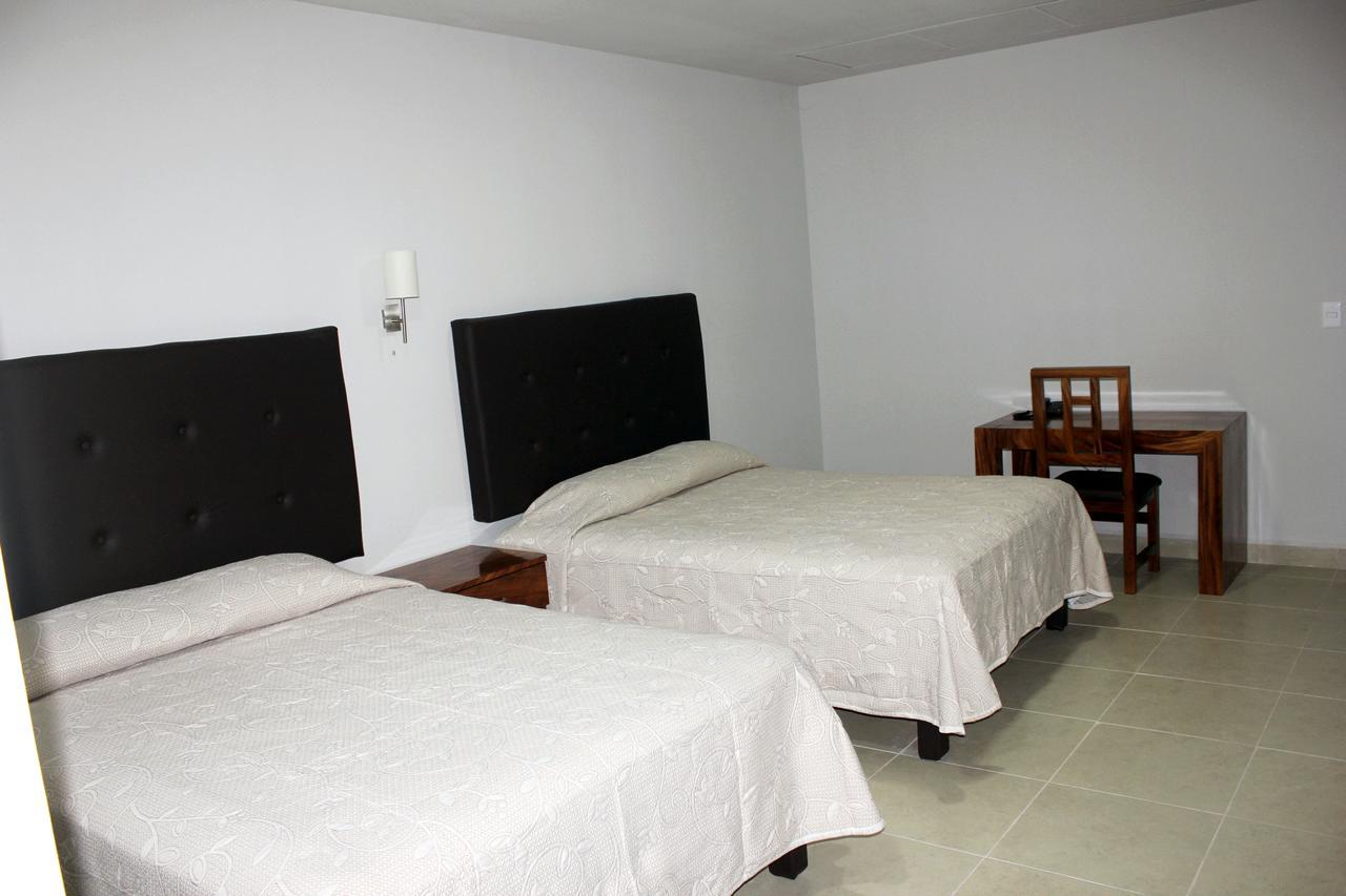 Hotel Tampico Express Ciudad Madero Exterior photo